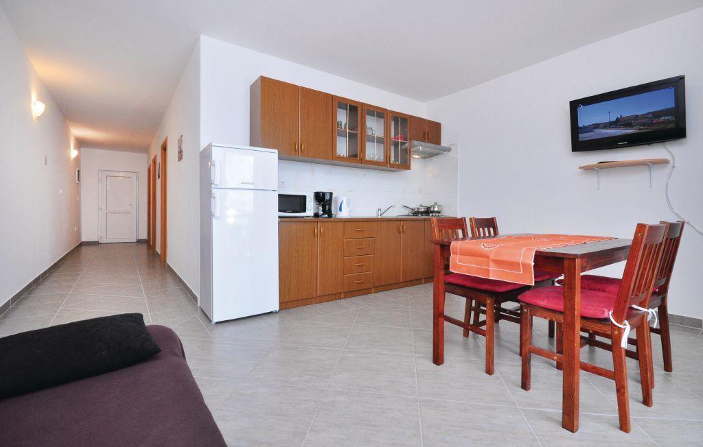 Apartment Mimice 4 Rum bild